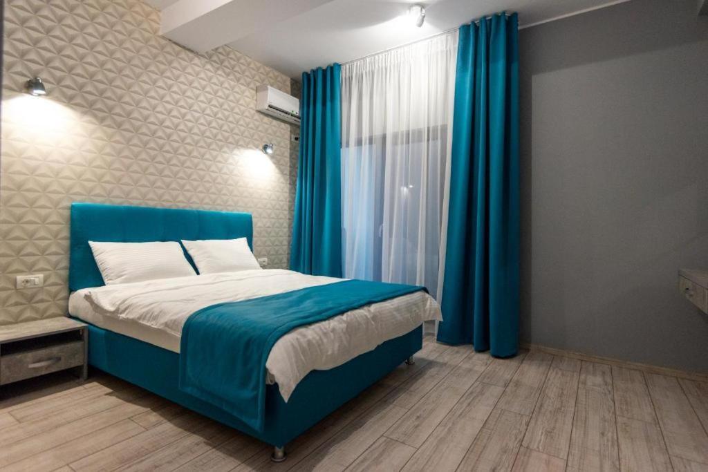 Friday Hotel 2*