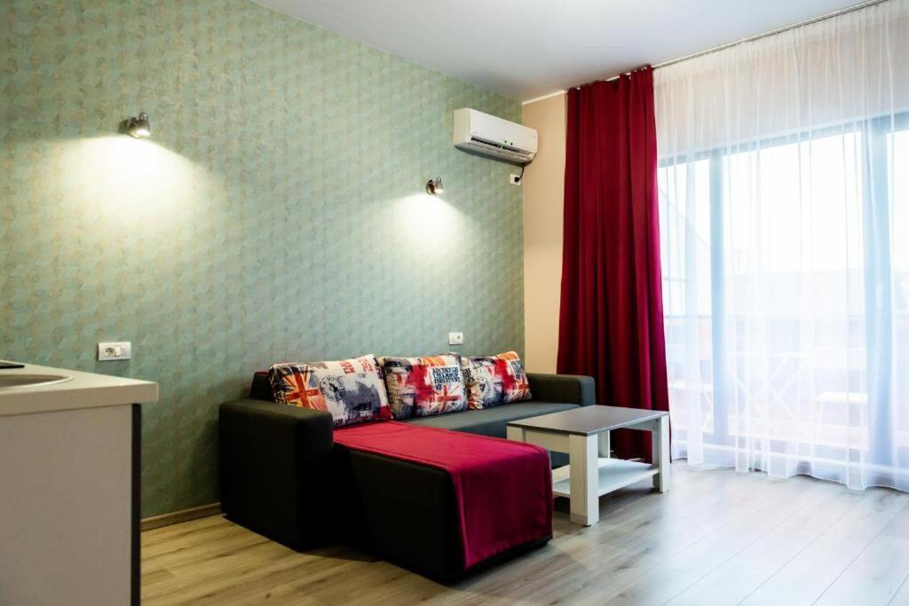 Friday Hotel Mamaia